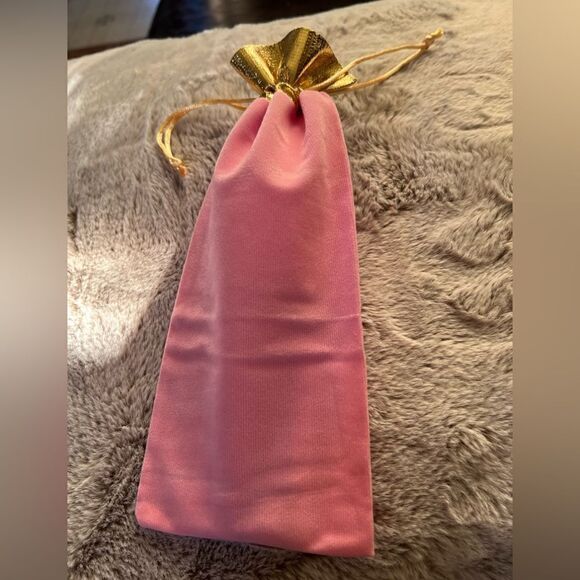 1 LEFT! Hello Kitty 6 Piece Makeup Brush Set w/ Bag - Picture 7 of 7